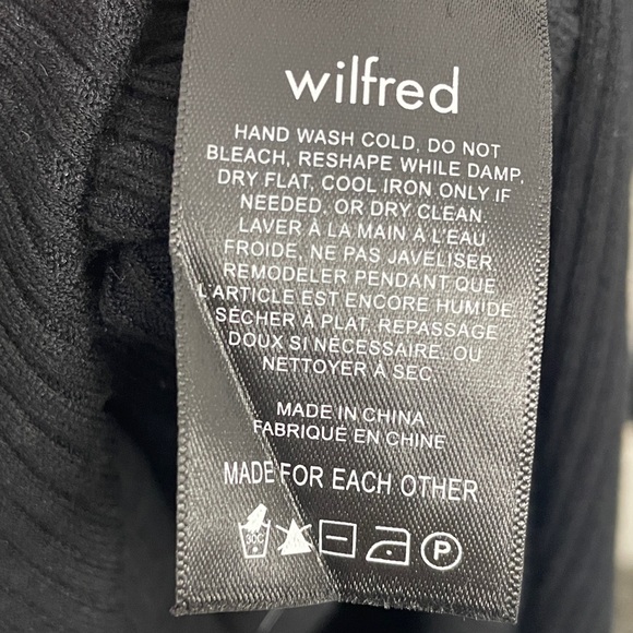 Wilfred Classic Black Knit Long Sleeve Dress Mock Neck High Thigh Slit Sz M - Picture 11 of 15